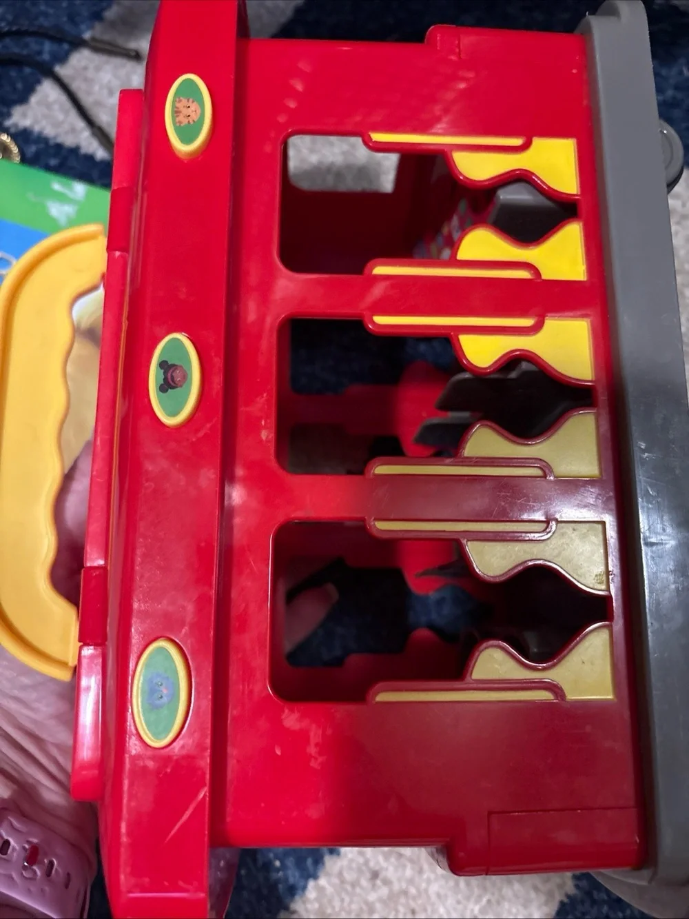 Daniel tiger trolley- no characters noise making sounds